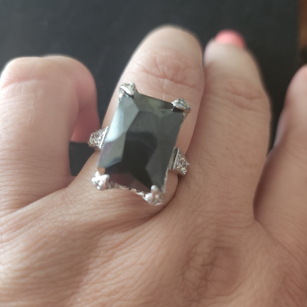 18k GF ring size 8